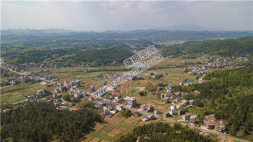 红旗村