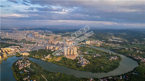 隆回全景航拍，县城全景