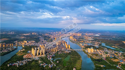 隆回全景航拍，县城全景