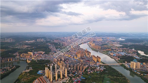 隆回全景航拍，县城全景